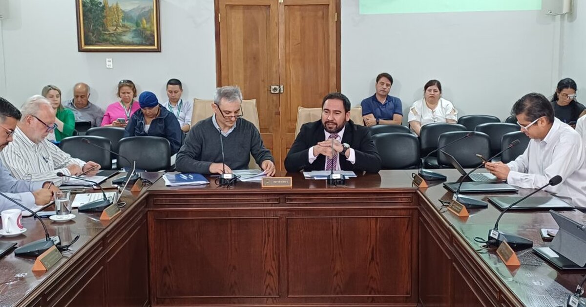 Curicó: Aprobado presupuesto municipal 2026 por 137 mil 570 millones de ...
